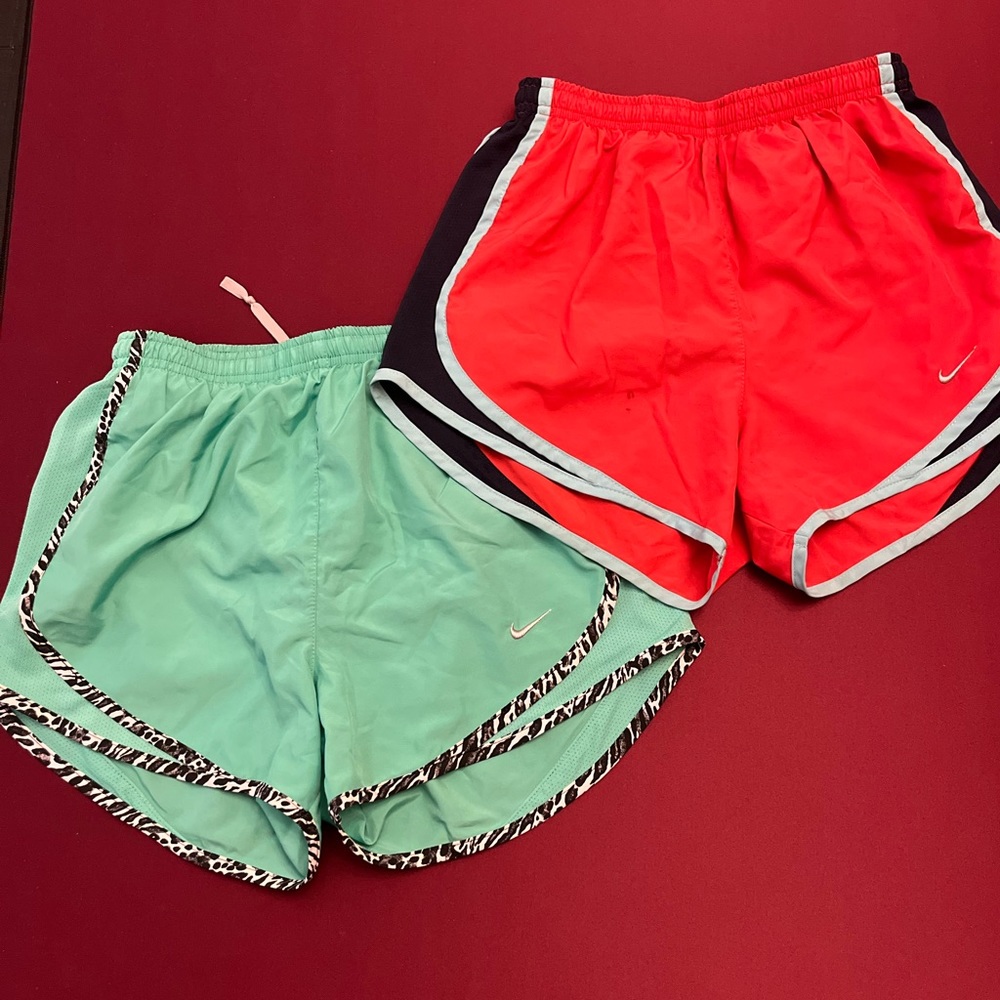 NIKE XS RUNNING SHORTS